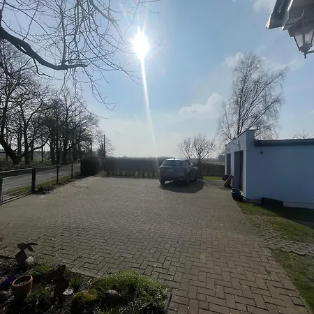 Ferienhaus Ferienhaus Dorfidyll *